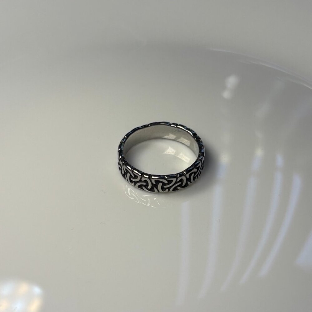 Inferna Band: Carved Stainless Steel Ring – Eternal Flame